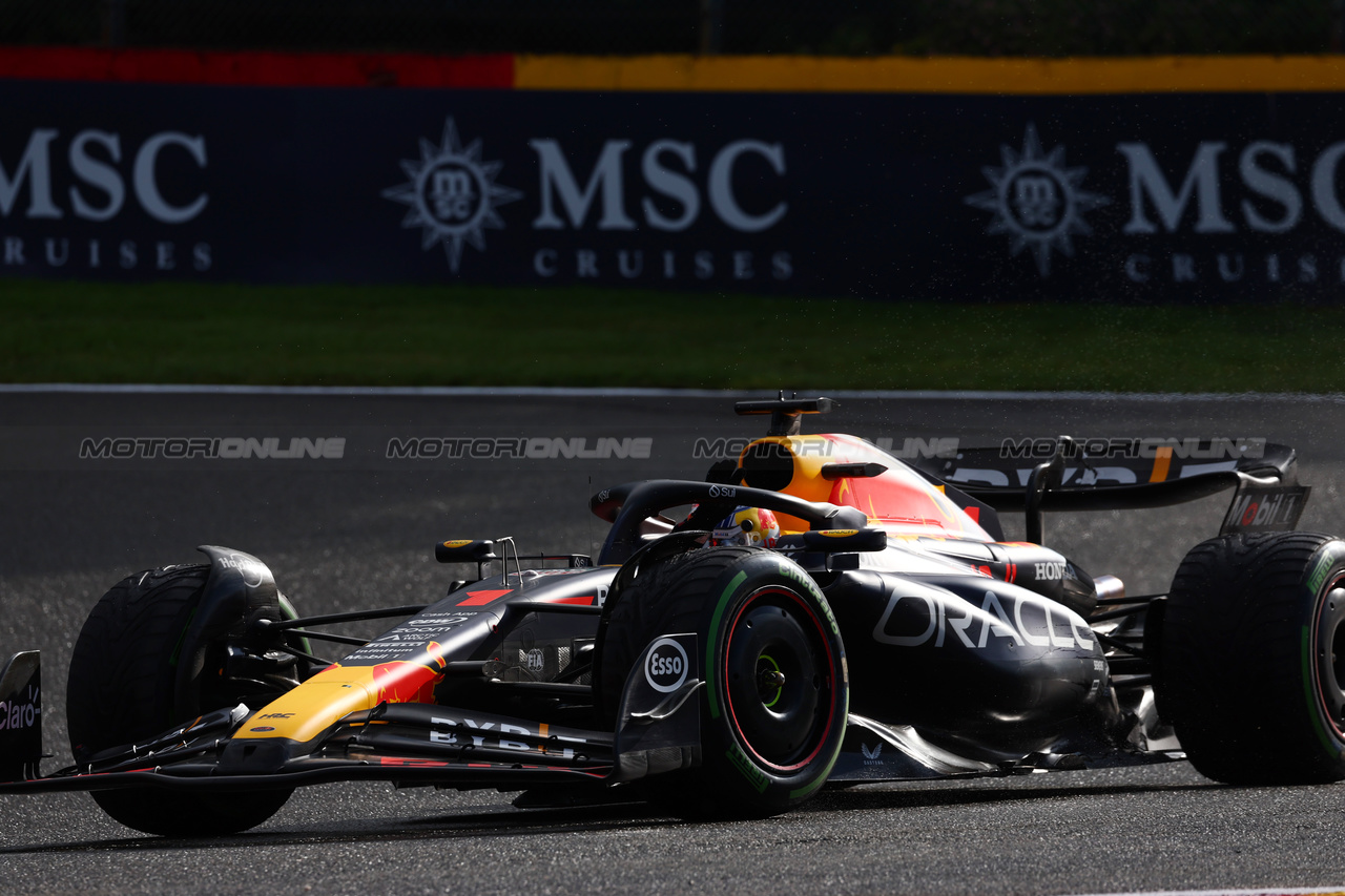 GP BELGIO, Winner Max Verstappen (NLD) Red Bull Racing RB19 celebrates at the end of Spint

29.07.2023. Formula 1 World Championship, Rd 13, Belgian Grand Prix, Spa Francorchamps, Belgium, Sprint Day.

 - www.xpbimages.com, EMail: requests@xpbimages.com © Copyright: Coates / XPB Images