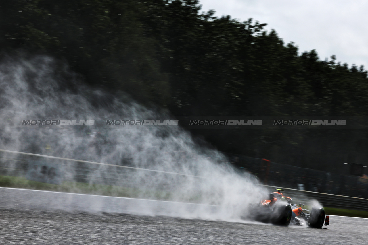 GP BELGIO, Lando Norris (GBR) McLaren MCL60.

29.07.2023. Formula 1 World Championship, Rd 13, Belgian Grand Prix, Spa Francorchamps, Belgium, Sprint Day.

 - www.xpbimages.com, EMail: requests@xpbimages.com © Copyright: Coates / XPB Images