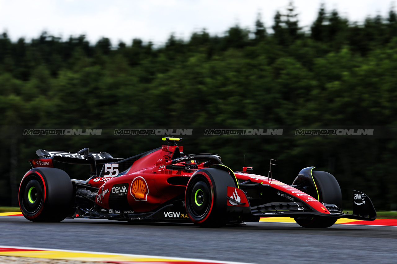 GP BELGIO, Carlos Sainz Jr (ESP) Ferrari SF-23.

29.07.2023. Formula 1 World Championship, Rd 13, Belgian Grand Prix, Spa Francorchamps, Belgium, Sprint Day.

 - www.xpbimages.com, EMail: requests@xpbimages.com © Copyright: Coates / XPB Images