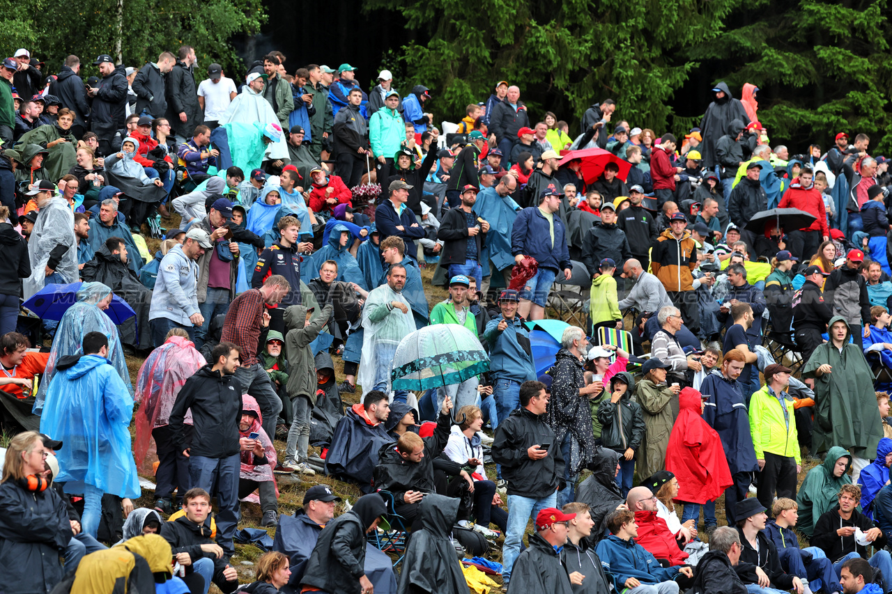 GP BELGIO, Circuit Atmosfera - fans.

28.07.2023. Formula 1 World Championship, Rd 13, Belgian Grand Prix, Spa Francorchamps, Belgium, Qualifiche Day.

- www.xpbimages.com, EMail: requests@xpbimages.com © Copyright: Moy / XPB Images
