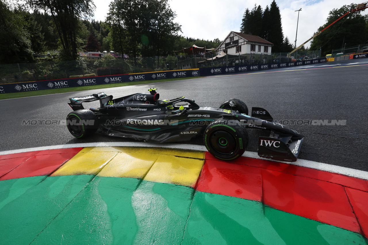 GP BELGIO, Lewis Hamilton (GBR) Mercedes AMG F1 W14.

28.07.2023. Formula 1 World Championship, Rd 13, Belgian Grand Prix, Spa Francorchamps, Belgium, Qualifiche Day.

- www.xpbimages.com, EMail: requests@xpbimages.com © Copyright: Bearne / XPB Images