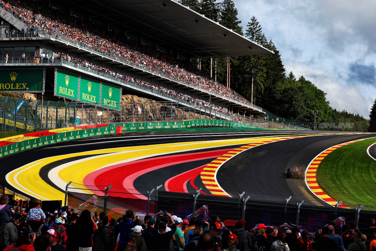 GP BELGIO, Sergio Perez (MEX) Red Bull Racing RB19.
28.07.2023. Formula 1 World Championship, Rd 13, Belgian Grand Prix, Spa Francorchamps, Belgium, Qualifiche Day.
 - www.xpbimages.com, EMail: requests@xpbimages.com © Copyright: Coates / XPB Images