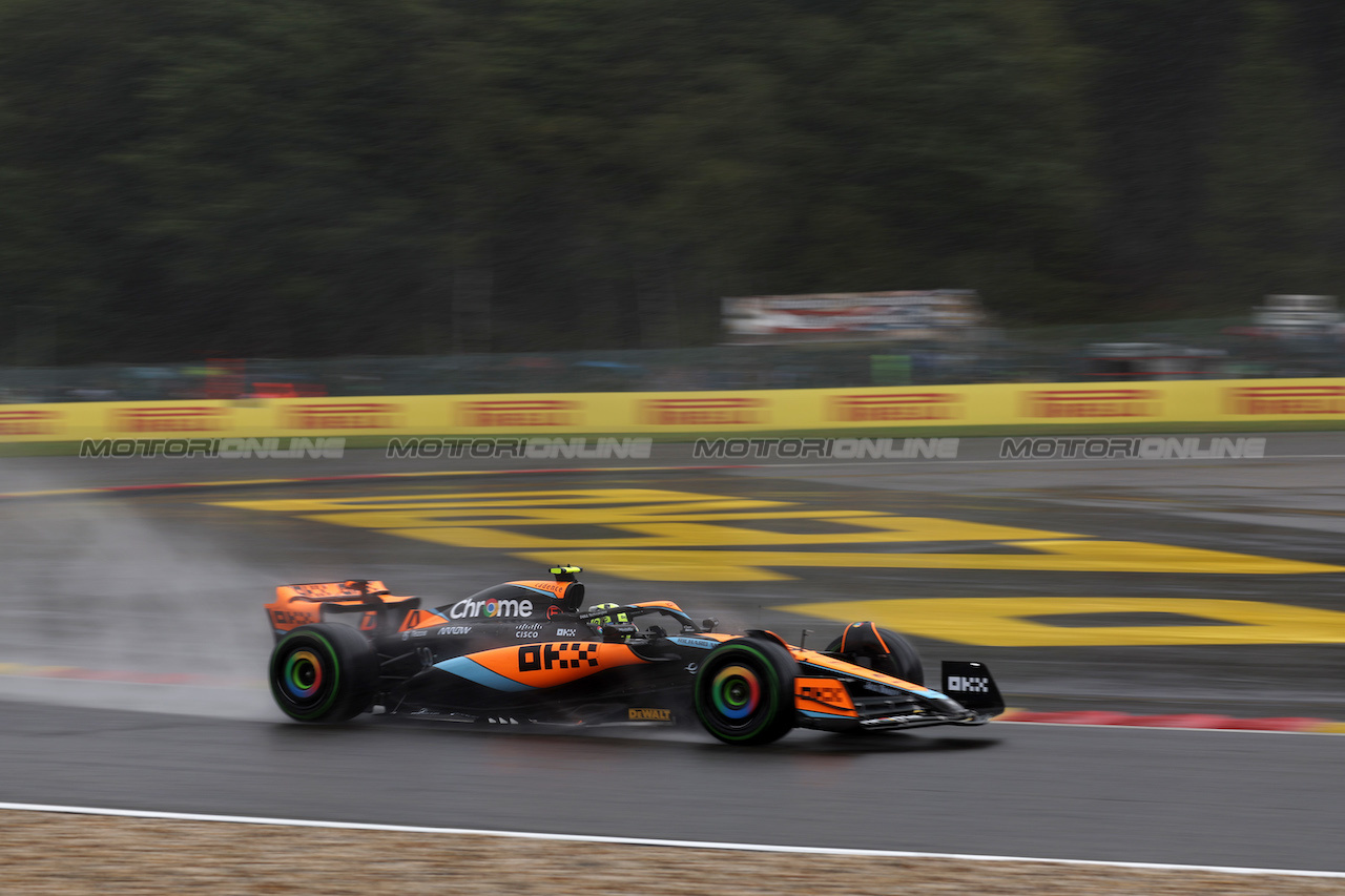 GP BELGIO, Lando Norris (GBR) McLaren MCL60.
28.07.2023. Formula 1 World Championship, Rd 13, Belgian Grand Prix, Spa Francorchamps, Belgium, Qualifiche Day.
 - www.xpbimages.com, EMail: requests@xpbimages.com © Copyright: Rew / XPB Images