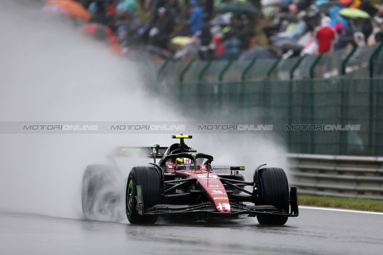 GP BELGIO, Zhou Guanyu (CHN) Alfa Romeo F1 Team C43.
28.07.2023. Formula 1 World Championship, Rd 13, Belgian Grand Prix, Spa Francorchamps, Belgium, Qualifiche Day.
 - www.xpbimages.com, EMail: requests@xpbimages.com © Copyright: Rew / XPB Images