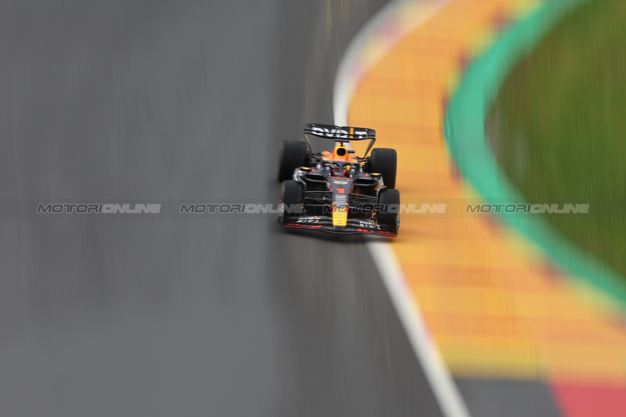 GP BELGIO, Max Verstappen (NLD) Red Bull Racing RB19.
28.07.2023. Formula 1 World Championship, Rd 13, Belgian Grand Prix, Spa Francorchamps, Belgium, Qualifiche Day.
 - www.xpbimages.com, EMail: requests@xpbimages.com © Copyright: Rew / XPB Images