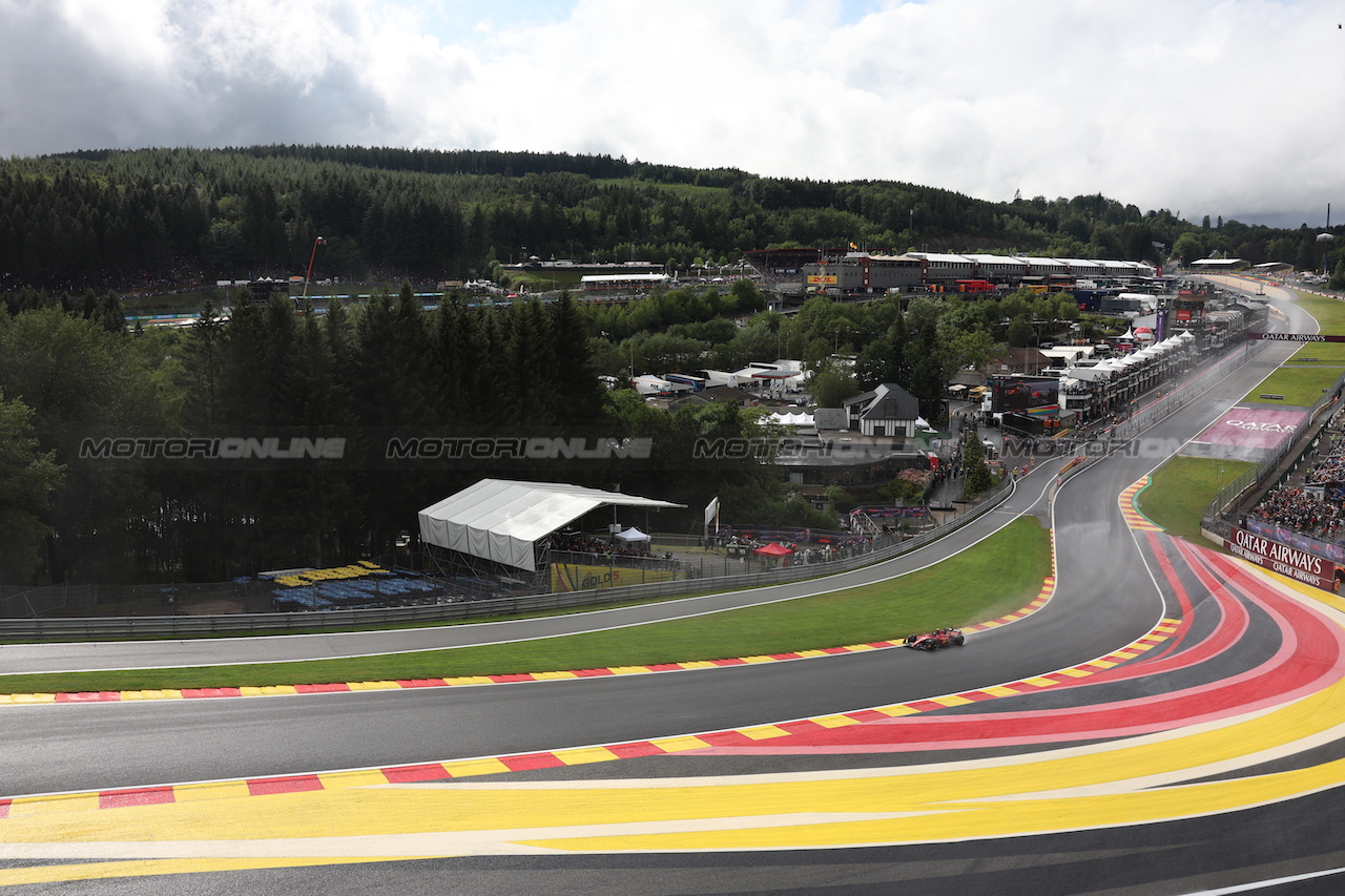 GP BELGIO, Carlos Sainz Jr (ESP) Ferrari SF-23.
28.07.2023. Formula 1 World Championship, Rd 13, Belgian Grand Prix, Spa Francorchamps, Belgium, Qualifiche Day.
 - www.xpbimages.com, EMail: requests@xpbimages.com © Copyright: Rew / XPB Images