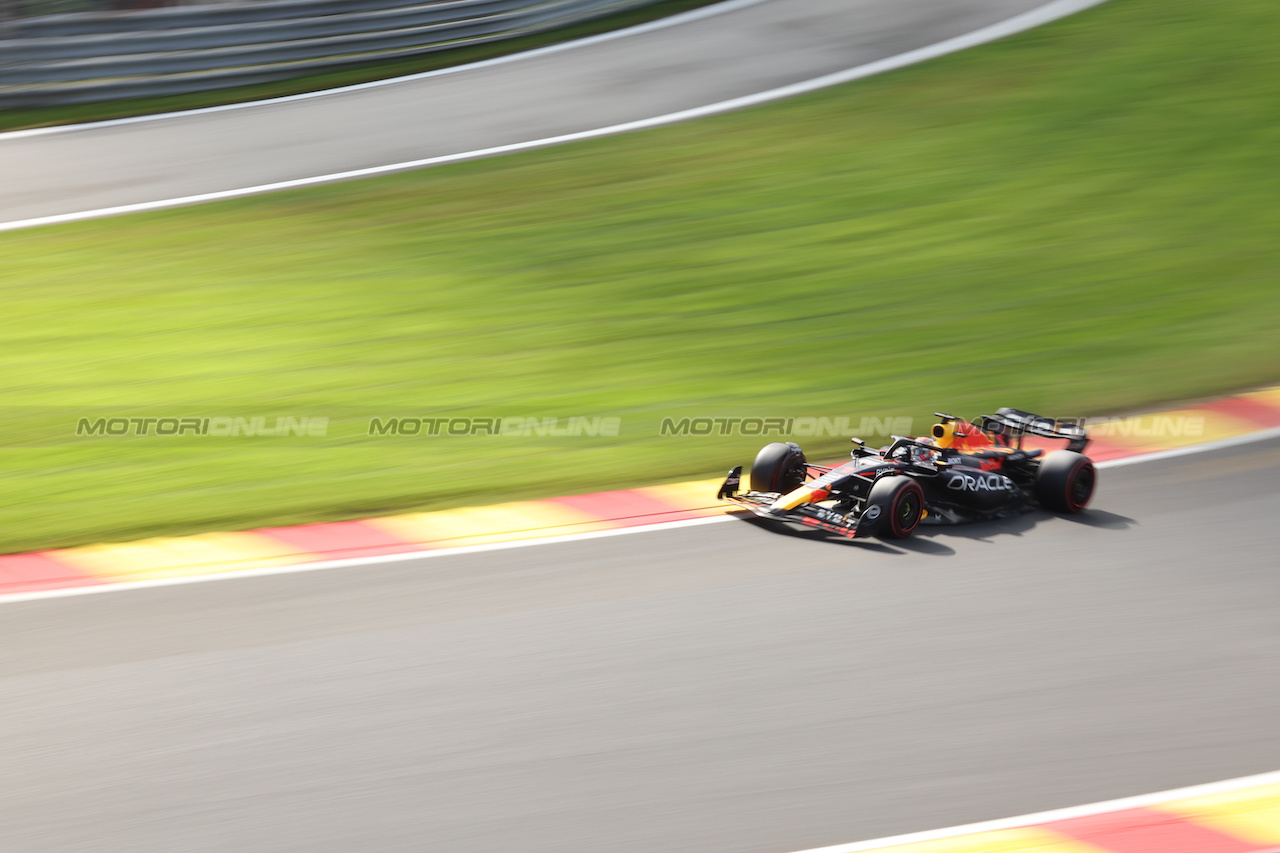 GP BELGIO, Max Verstappen (NLD) Red Bull Racing RB19.
28.07.2023. Formula 1 World Championship, Rd 13, Belgian Grand Prix, Spa Francorchamps, Belgium, Qualifiche Day.
 - www.xpbimages.com, EMail: requests@xpbimages.com © Copyright: Rew / XPB Images