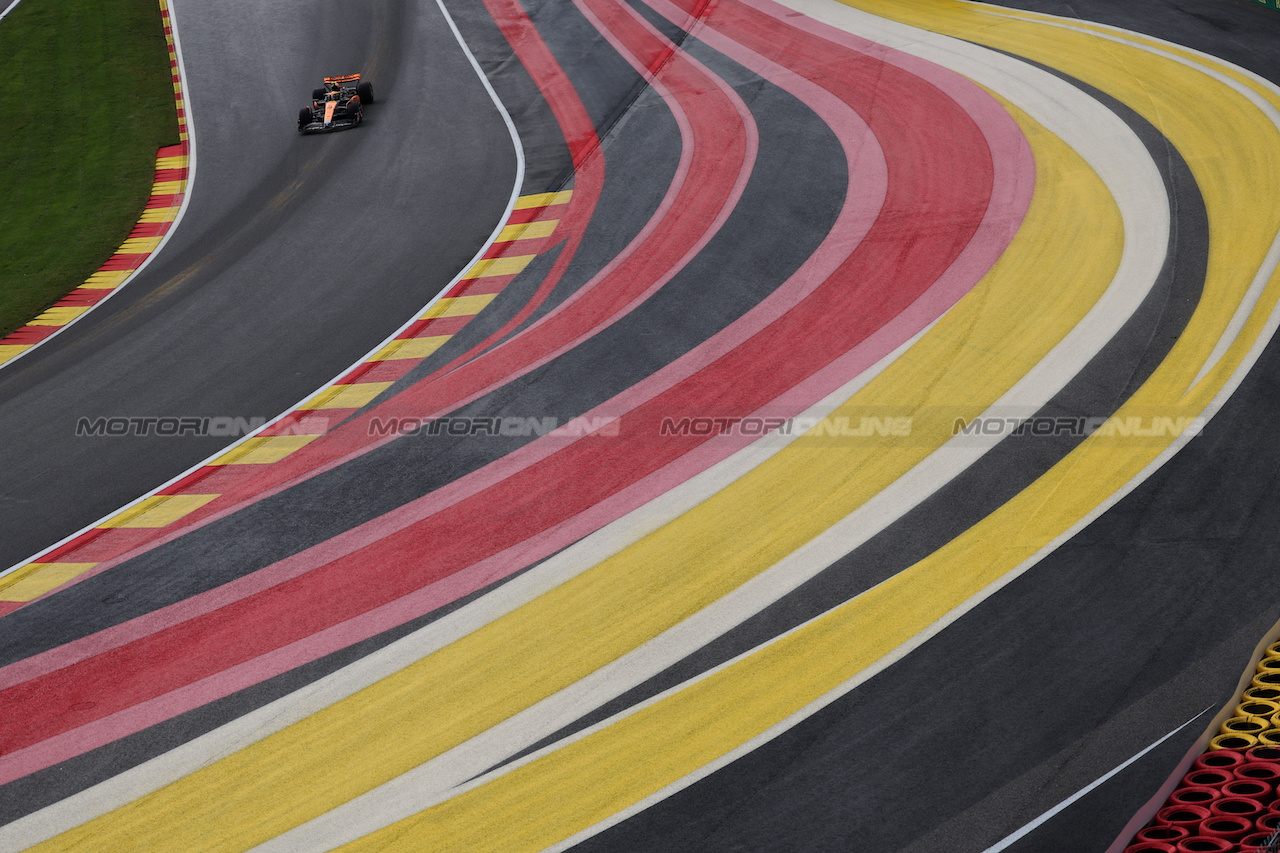 GP BELGIO, Lando Norris (GBR) McLaren MCL60.
28.07.2023. Formula 1 World Championship, Rd 13, Belgian Grand Prix, Spa Francorchamps, Belgium, Qualifiche Day.
 - www.xpbimages.com, EMail: requests@xpbimages.com © Copyright: Rew / XPB Images