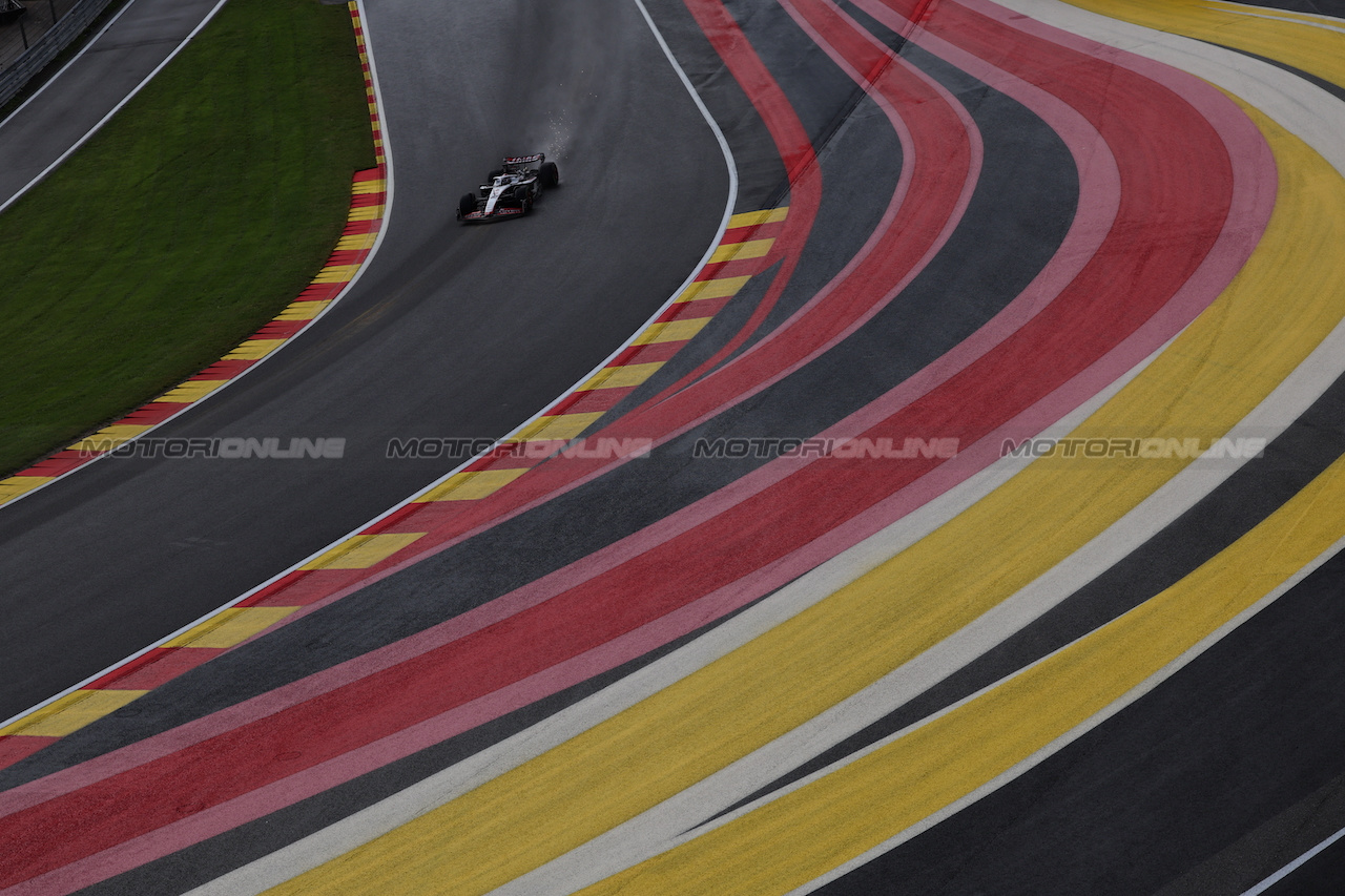GP BELGIO, Kevin Magnussen (DEN) Haas VF-23.
28.07.2023. Formula 1 World Championship, Rd 13, Belgian Grand Prix, Spa Francorchamps, Belgium, Qualifiche Day.
 - www.xpbimages.com, EMail: requests@xpbimages.com © Copyright: Rew / XPB Images
