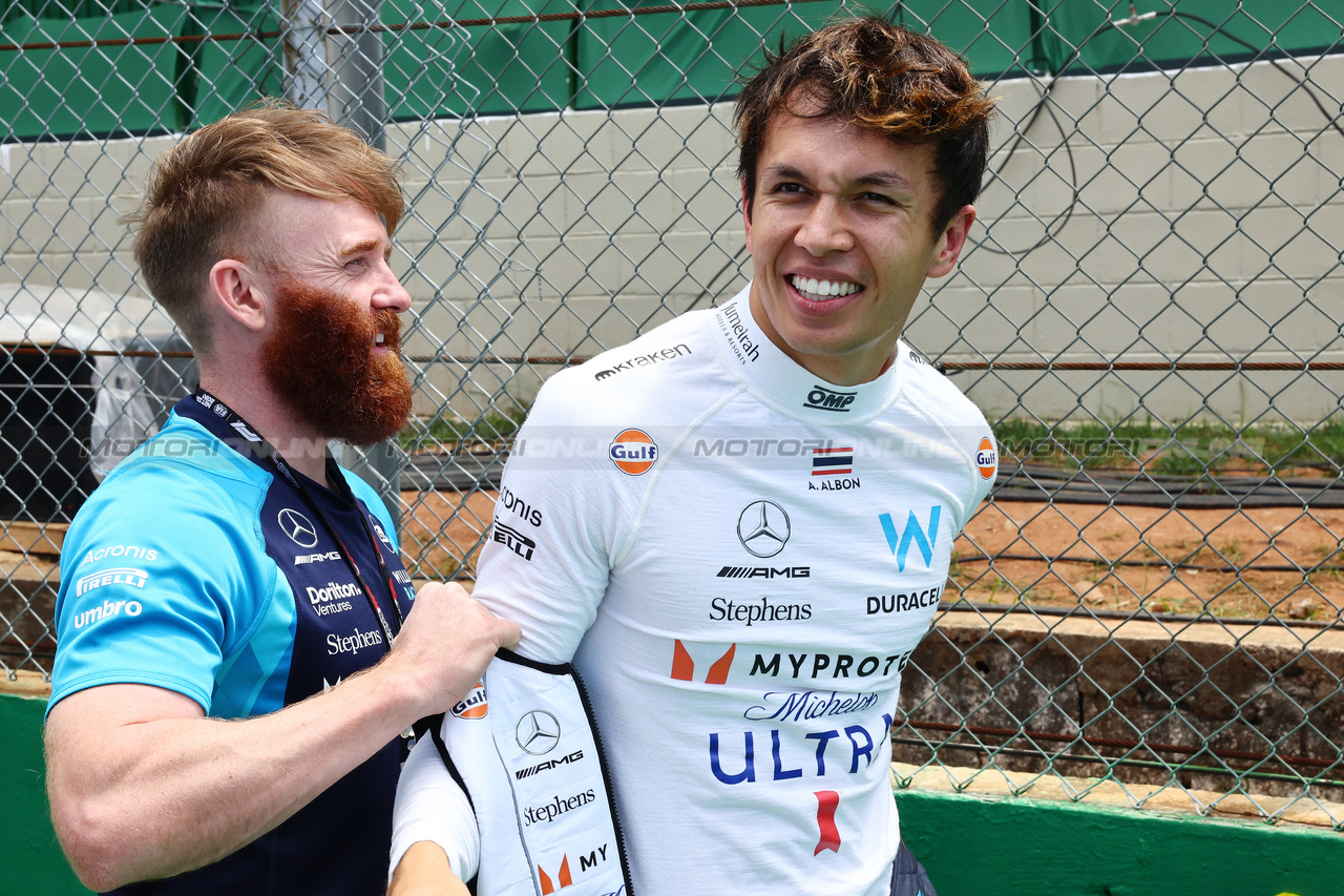 GP BRASILE, Alexander Albon (THA) Williams Racing on the grid.

05.11.2023. Formula 1 World Championship, Rd 21, Brazilian Grand Prix, Sao Paulo, Brazil, Gara Day.

- www.xpbimages.com, EMail: requests@xpbimages.com © Copyright: Batchelor / XPB Images