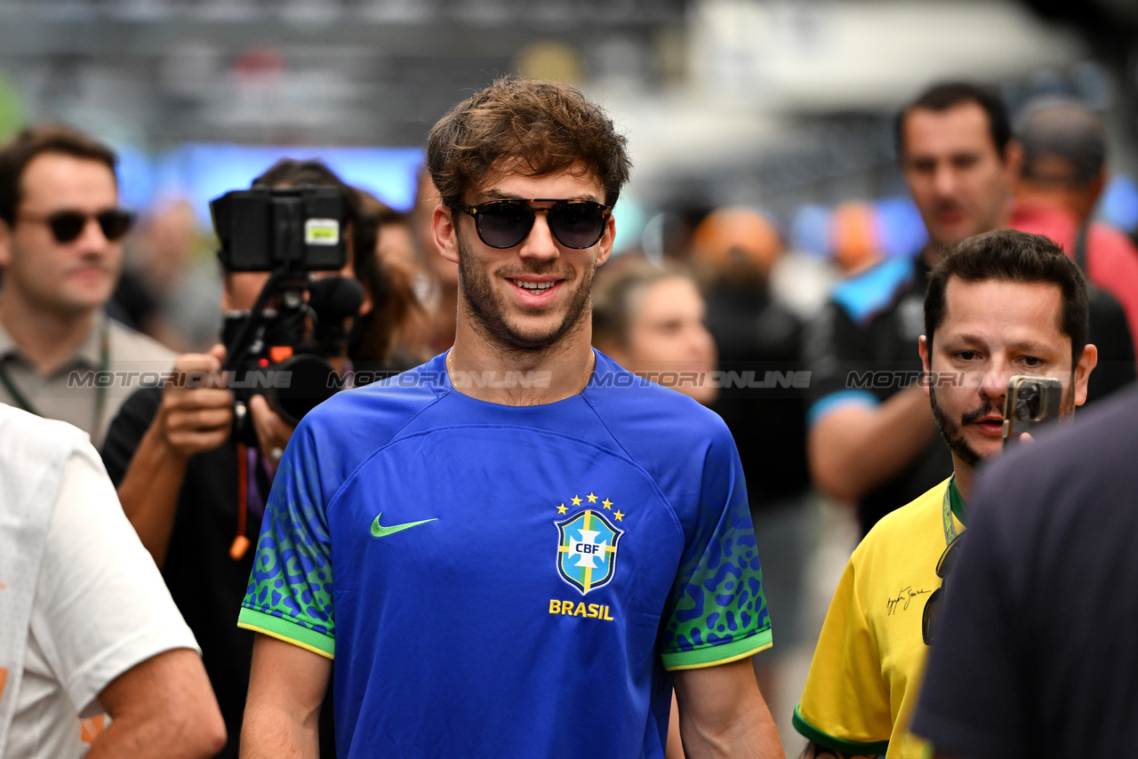 GP BRASILE, Pierre Gasly (FRA) Alpine F1 Team.

05.11.2023. Formula 1 World Championship, Rd 21, Brazilian Grand Prix, Sao Paulo, Brazil, Gara Day.

- www.xpbimages.com, EMail: requests@xpbimages.com © Copyright: Price / XPB Images