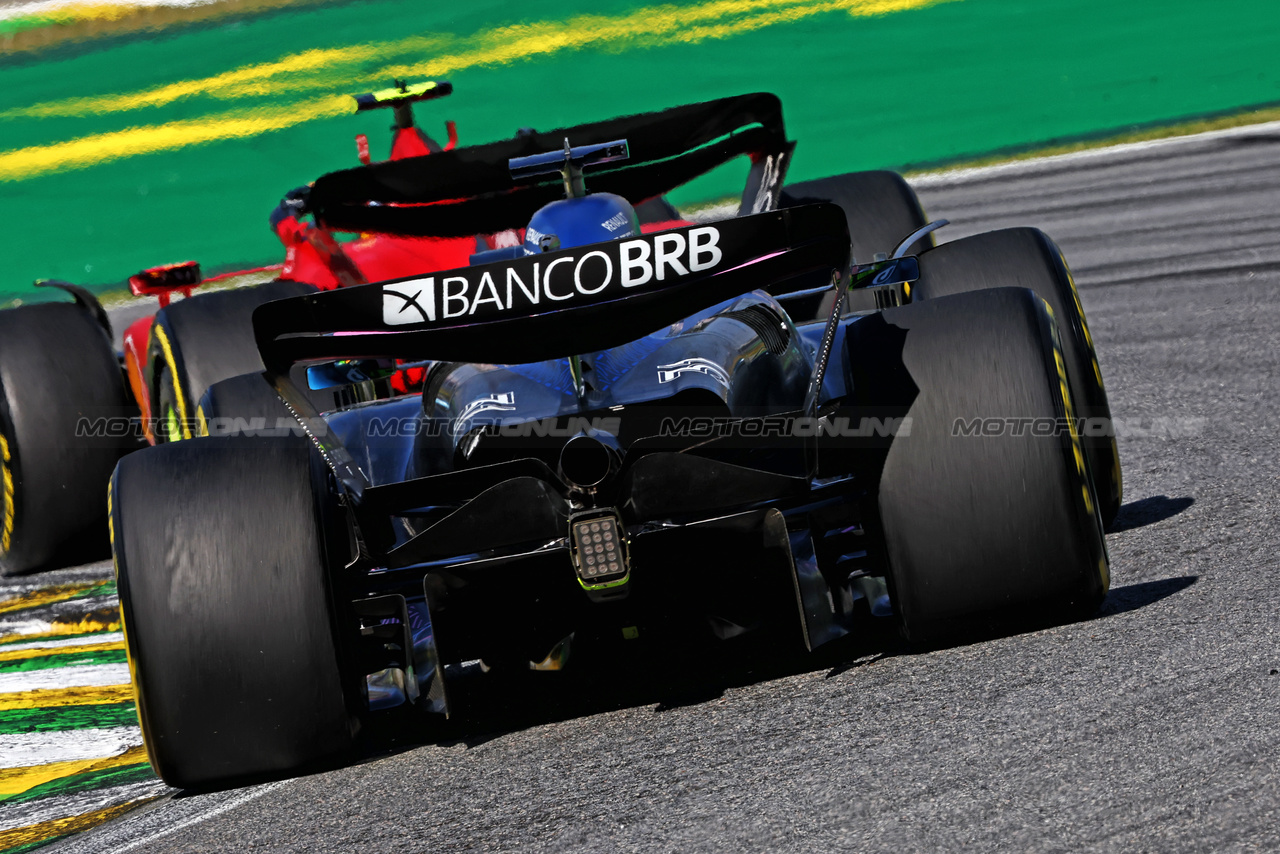 GP BRASILE, Esteban Ocon (FRA) Alpine F1 Team A523.

05.11.2023. Formula 1 World Championship, Rd 21, Brazilian Grand Prix, Sao Paulo, Brazil, Gara Day.

- www.xpbimages.com, EMail: requests@xpbimages.com © Copyright: Charniaux / XPB Images