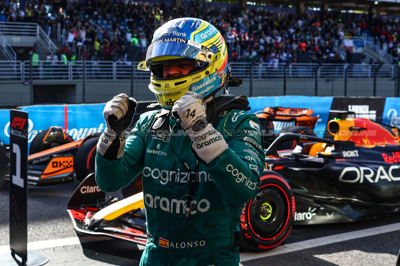 GP BRASILE, Fernando Alonso (ESP), Aston Martin Racing 
05.11.2023. Formula 1 World Championship, Rd 21, Brazilian Grand Prix, Sao Paulo, Brazil, Gara Day.
- www.xpbimages.com, EMail: requests@xpbimages.com © Copyright: Charniaux / XPB Images
