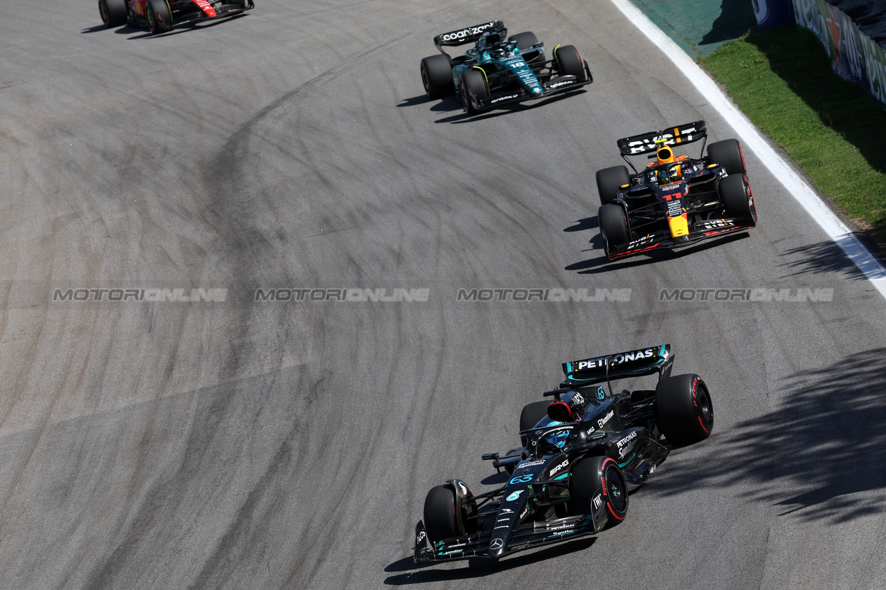 GP BRASILE, George Russell (GBR) Mercedes AMG F1 W14.

05.11.2023. Formula 1 World Championship, Rd 21, Brazilian Grand Prix, Sao Paulo, Brazil, Gara Day.

- www.xpbimages.com, EMail: requests@xpbimages.com © Copyright: Staley / XPB Images