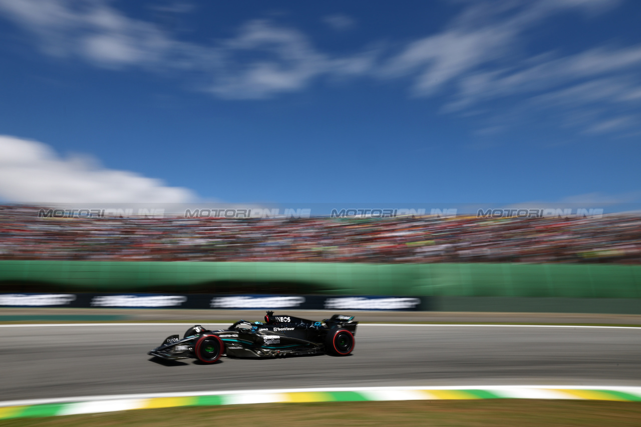 GP BRASILE, George Russell (GBR) Mercedes AMG F1 W14.

05.11.2023. Formula 1 World Championship, Rd 21, Brazilian Grand Prix, Sao Paulo, Brazil, Gara Day.

 - www.xpbimages.com, EMail: requests@xpbimages.com © Copyright: Coates / XPB Images