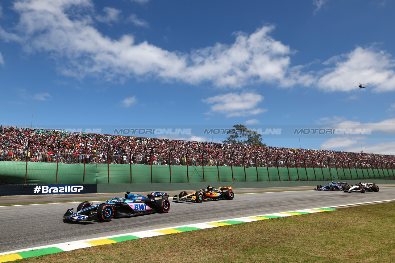 GP BRASILE, Esteban Ocon (FRA) Alpine F1 Team A523.

05.11.2023. Formula 1 World Championship, Rd 21, Brazilian Grand Prix, Sao Paulo, Brazil, Gara Day.

 - www.xpbimages.com, EMail: requests@xpbimages.com © Copyright: Coates / XPB Images