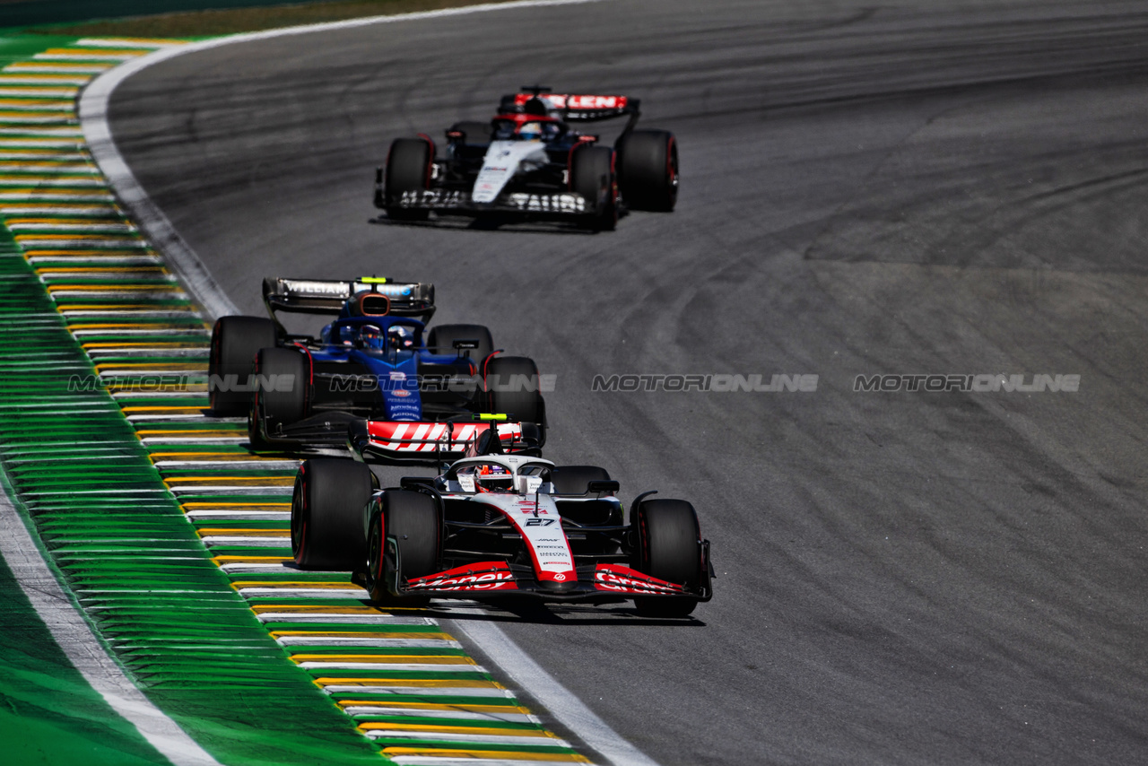 GP BRASILE, Nico Hulkenberg (GER) Haas VF-23.

05.11.2023. Formula 1 World Championship, Rd 21, Brazilian Grand Prix, Sao Paulo, Brazil, Gara Day.

- www.xpbimages.com, EMail: requests@xpbimages.com © Copyright: XPB Images
