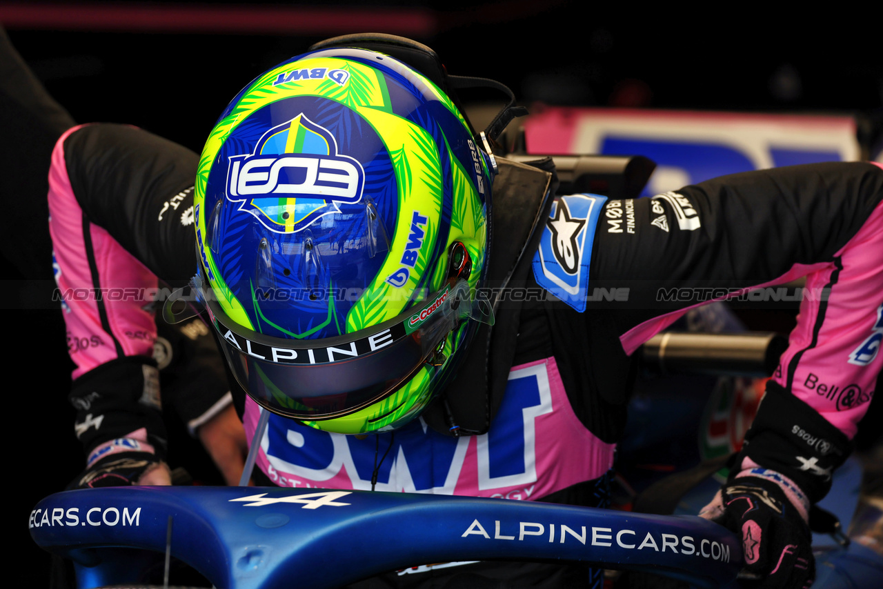 GP BRASILE, Esteban Ocon (FRA) Alpine F1 Team A523.

05.11.2023. Formula 1 World Championship, Rd 21, Brazilian Grand Prix, Sao Paulo, Brazil, Gara Day.

 - www.xpbimages.com, EMail: requests@xpbimages.com © Copyright: Coates / XPB Images