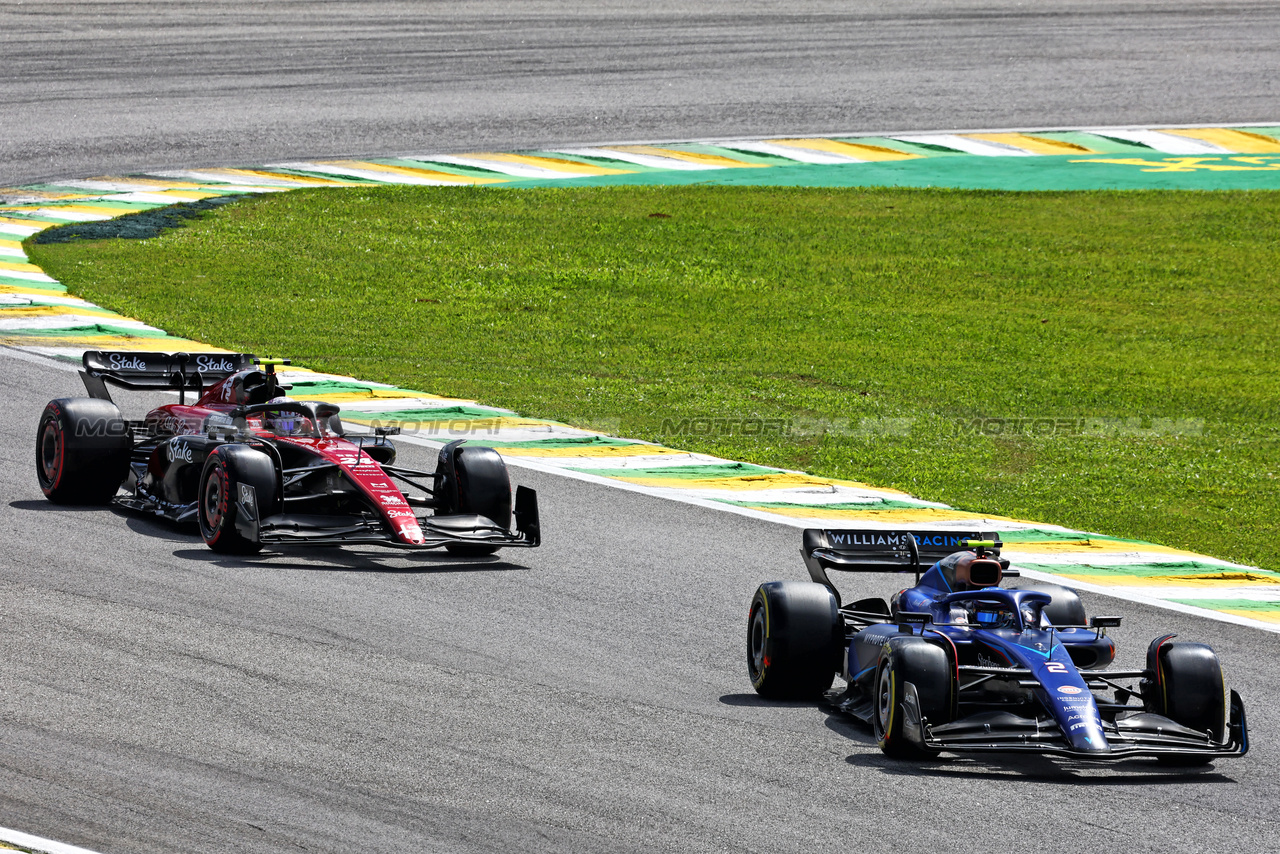 GP BRASILE, Logan Sargeant (USA) Williams Racing FW45.

05.11.2023. Formula 1 World Championship, Rd 21, Brazilian Grand Prix, Sao Paulo, Brazil, Gara Day.

- www.xpbimages.com, EMail: requests@xpbimages.com © Copyright: Batchelor / XPB Images