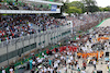 GP BRASILE, Lewis Hamilton (GBR) Mercedes AMG F1 W14 e Lando Norris (GBR) McLaren MCL60 on the grid.
05.11.2023. Formula 1 World Championship, Rd 21, Brazilian Grand Prix, Sao Paulo, Brazil, Gara Day.
- www.xpbimages.com, EMail: requests@xpbimages.com © Copyright: Batchelor / XPB Images