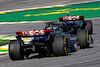 GP BRASILE, Lewis Hamilton (GBR) Mercedes AMG F1 W14 davanti a George Russell (GBR) Mercedes AMG F1 W14.
05.11.2023. Formula 1 World Championship, Rd 21, Brazilian Grand Prix, Sao Paulo, Brazil, Gara Day.
- www.xpbimages.com, EMail: requests@xpbimages.com © Copyright: Charniaux / XPB Images