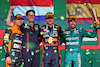 GP BRASILE, The podium (L to R): Lando Norris (GBR) McLaren, second; Jeff Calam (GBR) Red Bull Racing Senior Projects Engineer; Max Verstappen (NLD) Red Bull Racing, vincitore; Fernando Alonso (ESP) Aston Martin F1 Team, third.
05.11.2023. Formula 1 World Championship, Rd 21, Brazilian Grand Prix, Sao Paulo, Brazil, Gara Day.
- www.xpbimages.com, EMail: requests@xpbimages.com © Copyright: Batchelor / XPB Images