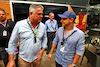 GP BRASILE, (L to R): Gil de Ferran (BRA) McLaren Consultant with Felipe Massa (BRA) FIA Drivers' Commission President.
05.11.2023. Formula 1 World Championship, Rd 21, Brazilian Grand Prix, Sao Paulo, Brazil, Gara Day.
 - www.xpbimages.com, EMail: requests@xpbimages.com © Copyright: Coates / XPB Images