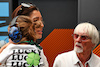 GP BRASILE, Bernie Ecclestone (GBR) with sua moglie Fabiana Flosi (BRA).
05.11.2023. Formula 1 World Championship, Rd 21, Brazilian Grand Prix, Sao Paulo, Brazil, Gara Day.
 - www.xpbimages.com, EMail: requests@xpbimages.com © Copyright: Coates / XPB Images