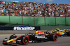 GP BRASILE, Max Verstappen (NLD) Red Bull Racing RB19 e Lando Norris (GBR) McLaren MCL60.
05.11.2023. Formula 1 World Championship, Rd 21, Brazilian Grand Prix, Sao Paulo, Brazil, Gara Day.
 - www.xpbimages.com, EMail: requests@xpbimages.com © Copyright: Coates / XPB Images