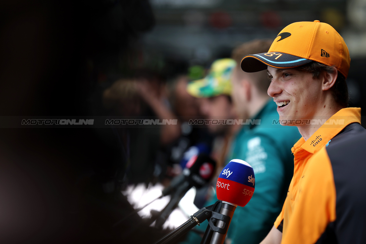 GP BRASILE, Oscar Piastri (AUS) McLaren.

02.11.2023. Formula 1 World Championship, Rd 21, Brazilian Grand Prix, Sao Paulo, Brazil, Preparation Day.

- www.xpbimages.com, EMail: requests@xpbimages.com © Copyright: Staley / XPB Images