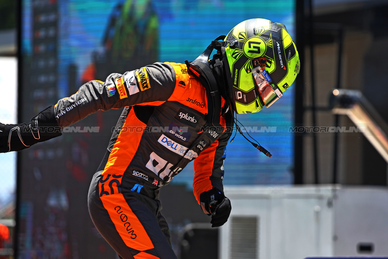 GP BRASILE, Lando Norris (GBR) McLaren MCL60 - first in Sprint Shootout.

04.11.2023. Formula 1 World Championship, Rd 21, Brazilian Grand Prix, Sao Paulo, Brazil, Sprint Day.

- www.xpbimages.com, EMail: requests@xpbimages.com © Copyright: Batchelor / XPB Images