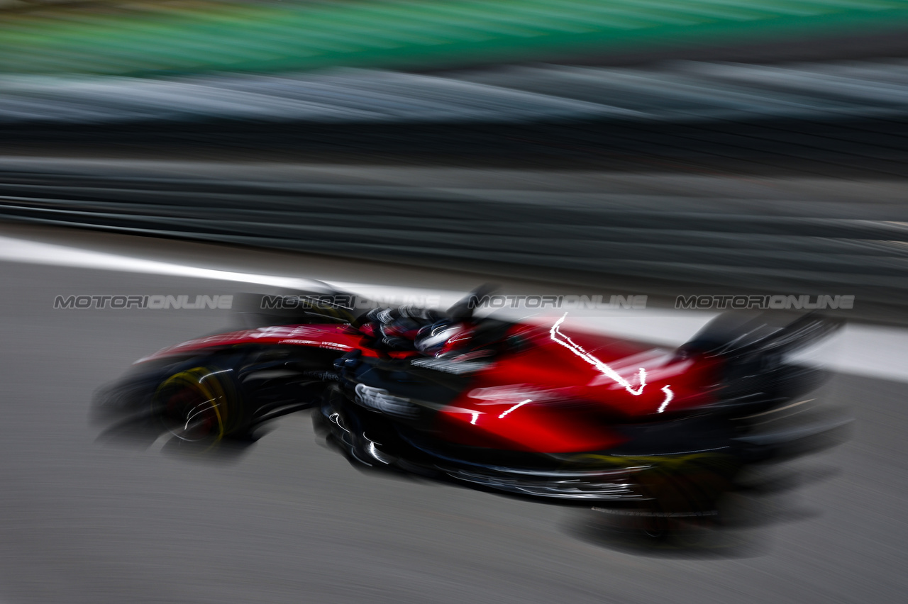 GP BRASILE, Valtteri Bottas (FIN), Alfa Romeo Racing 
04.11.2023. Formula 1 World Championship, Rd 21, Brazilian Grand Prix, Sao Paulo, Brazil, Sprint Day.
- www.xpbimages.com, EMail: requests@xpbimages.com © Copyright: Charniaux / XPB Images