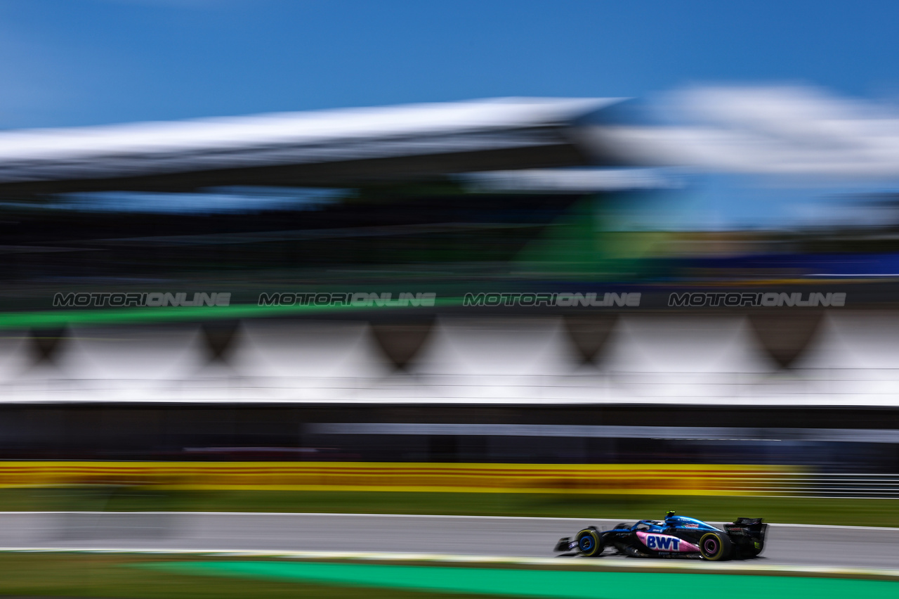 GP BRASILE, Pierre Gasly (FRA), Alpine F1 Team 
04.11.2023. Formula 1 World Championship, Rd 21, Brazilian Grand Prix, Sao Paulo, Brazil, Sprint Day.
- www.xpbimages.com, EMail: requests@xpbimages.com © Copyright: Charniaux / XPB Images