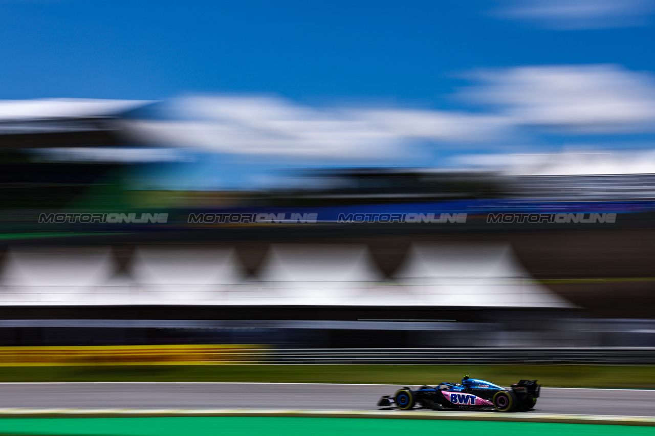 GP BRASILE, Pierre Gasly (FRA), Alpine F1 Team 
04.11.2023. Formula 1 World Championship, Rd 21, Brazilian Grand Prix, Sao Paulo, Brazil, Sprint Day.
- www.xpbimages.com, EMail: requests@xpbimages.com © Copyright: Charniaux / XPB Images