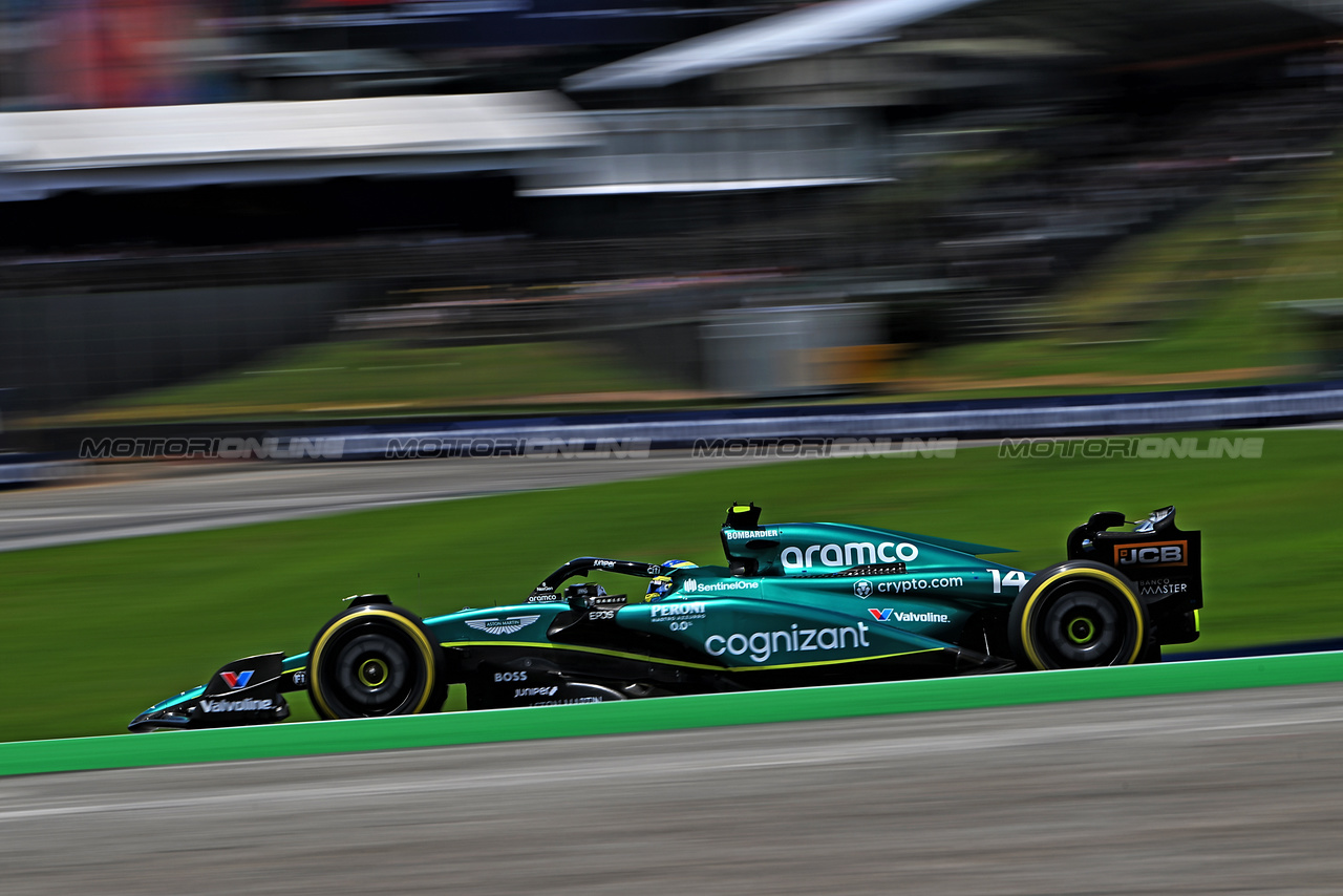 GP BRASILE, Fernando Alonso (ESP) Aston Martin F1 Team AMR23.

04.11.2023. Formula 1 World Championship, Rd 21, Brazilian Grand Prix, Sao Paulo, Brazil, Sprint Day.

- www.xpbimages.com, EMail: requests@xpbimages.com © Copyright: Price / XPB Images