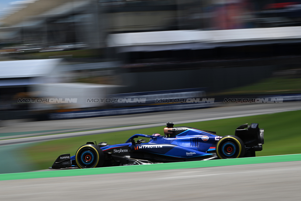 GP BRASILE, Alexander Albon (THA) Williams Racing FW45.

04.11.2023. Formula 1 World Championship, Rd 21, Brazilian Grand Prix, Sao Paulo, Brazil, Sprint Day.

- www.xpbimages.com, EMail: requests@xpbimages.com © Copyright: Price / XPB Images