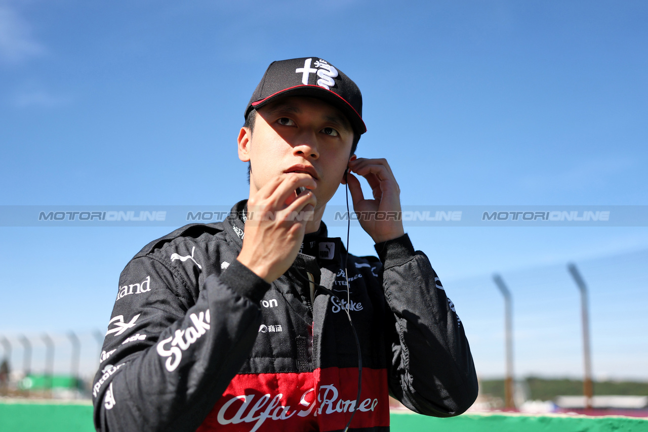 GP BRASILE, Zhou Guanyu (CHN) Alfa Romeo F1 Team on the grid.

04.11.2023. Formula 1 World Championship, Rd 21, Brazilian Grand Prix, Sao Paulo, Brazil, Sprint Day.

- www.xpbimages.com, EMail: requests@xpbimages.com © Copyright: Staley / XPB Images