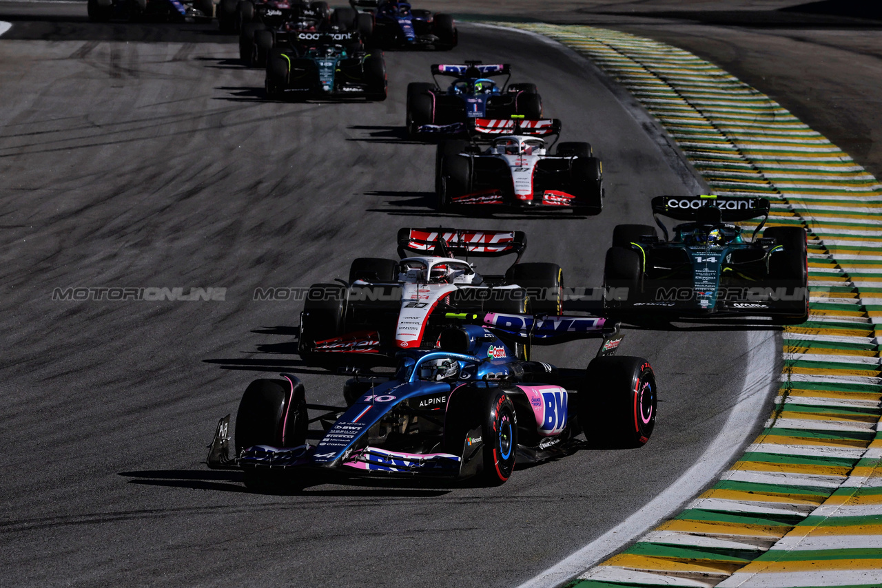 GP BRASILE, Pierre Gasly (FRA) Alpine F1 Team A523.

04.11.2023. Formula 1 World Championship, Rd 21, Brazilian Grand Prix, Sao Paulo, Brazil, Sprint Day.

- www.xpbimages.com, EMail: requests@xpbimages.com © Copyright: Staley / XPB Images