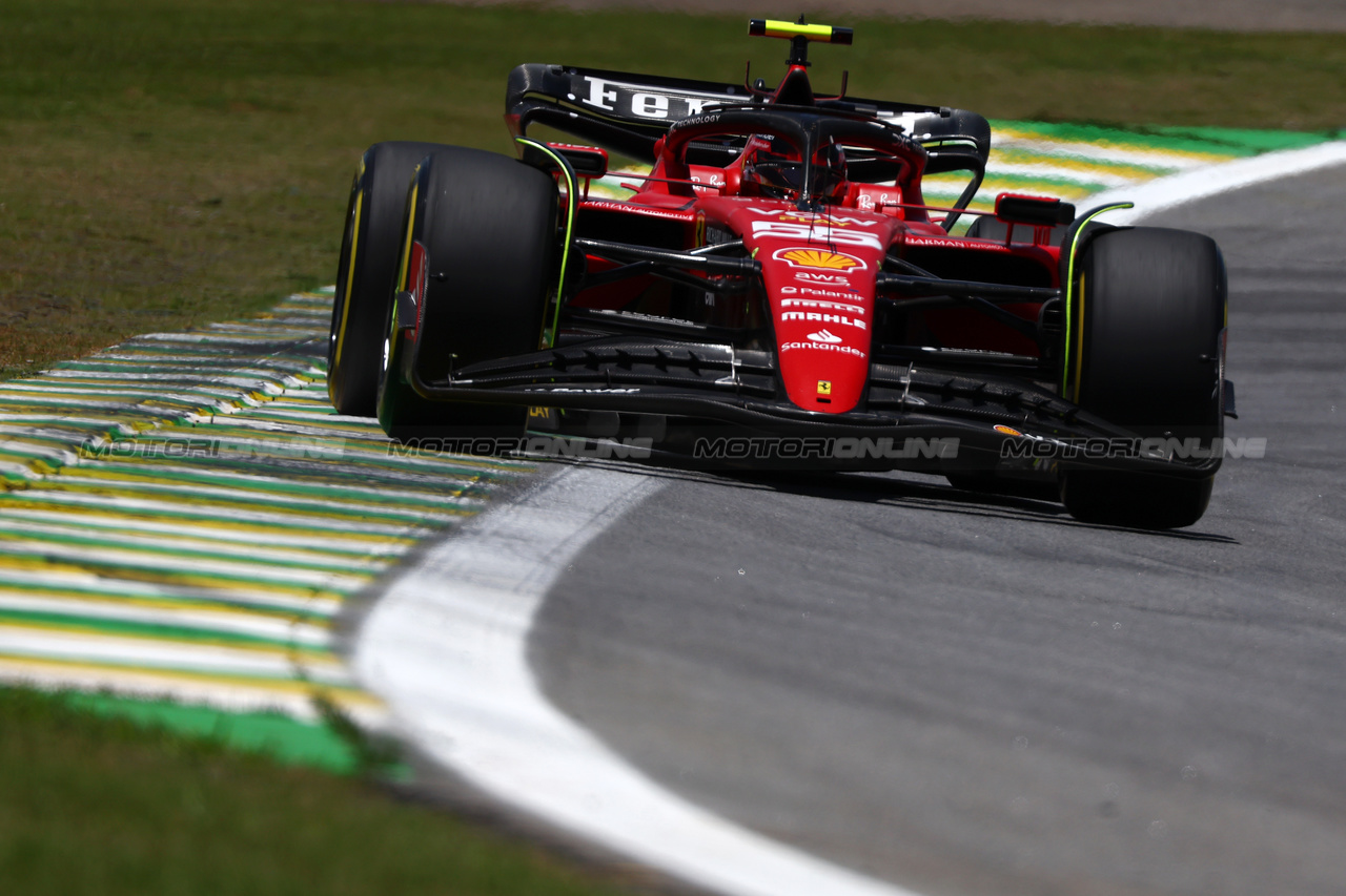 GP BRASILE, Carlos Sainz Jr (ESP) Ferrari SF-23.

04.11.2023. Formula 1 World Championship, Rd 21, Brazilian Grand Prix, Sao Paulo, Brazil, Sprint Day.

 - www.xpbimages.com, EMail: requests@xpbimages.com © Copyright: Coates / XPB Images