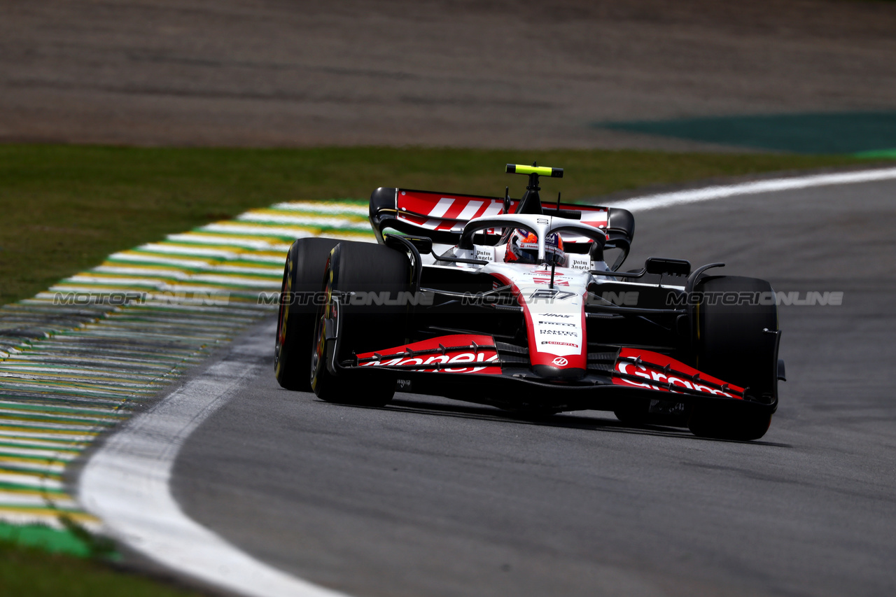 GP BRASILE, Nico Hulkenberg (GER) Haas VF-23.

04.11.2023. Formula 1 World Championship, Rd 21, Brazilian Grand Prix, Sao Paulo, Brazil, Sprint Day.

 - www.xpbimages.com, EMail: requests@xpbimages.com © Copyright: Coates / XPB Images
