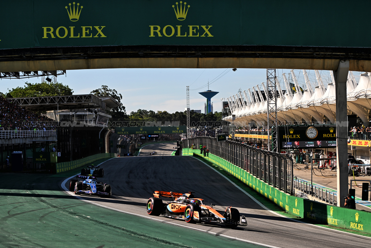 GP BRASILE, Oscar Piastri (AUS) McLaren MCL60.

04.11.2023. Formula 1 World Championship, Rd 21, Brazilian Grand Prix, Sao Paulo, Brazil, Sprint Day.

- www.xpbimages.com, EMail: requests@xpbimages.com © Copyright: Price / XPB Images