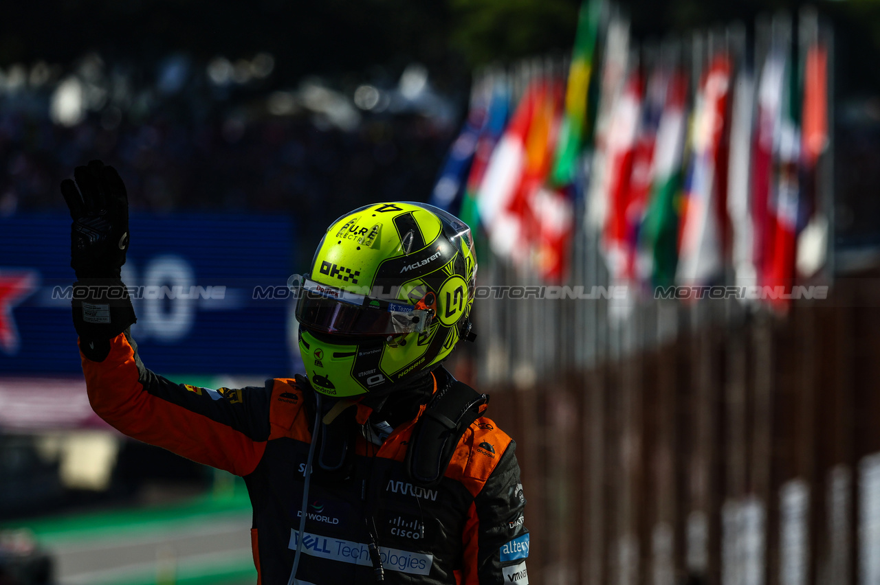 GP BRASILE, Lando Norris (GBR), McLaren F1 Team 
04.11.2023. Formula 1 World Championship, Rd 21, Brazilian Grand Prix, Sao Paulo, Brazil, Sprint Day.
- www.xpbimages.com, EMail: requests@xpbimages.com © Copyright: Charniaux / XPB Images