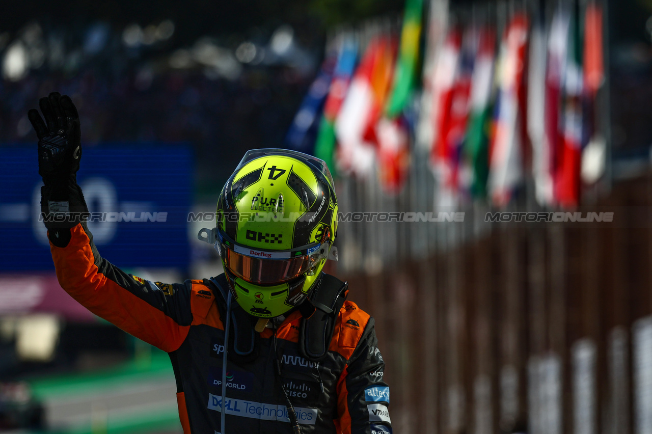 GP BRASILE, Lando Norris (GBR), McLaren F1 Team 
04.11.2023. Formula 1 World Championship, Rd 21, Brazilian Grand Prix, Sao Paulo, Brazil, Sprint Day.
- www.xpbimages.com, EMail: requests@xpbimages.com © Copyright: Charniaux / XPB Images