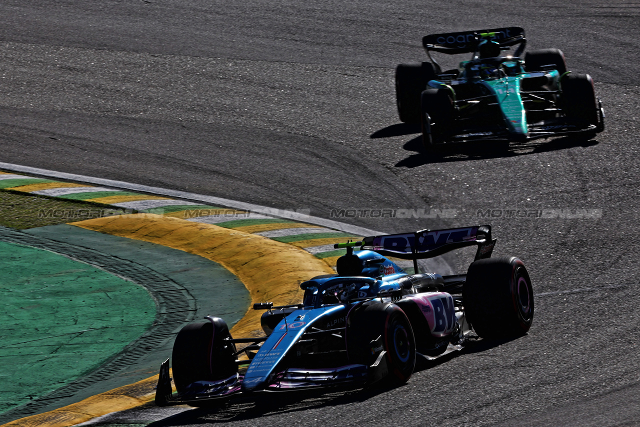 GP BRASILE, Pierre Gasly (FRA) Alpine F1 Team A523.

04.11.2023. Formula 1 World Championship, Rd 21, Brazilian Grand Prix, Sao Paulo, Brazil, Sprint Day.

- www.xpbimages.com, EMail: requests@xpbimages.com © Copyright: Charniaux / XPB Images