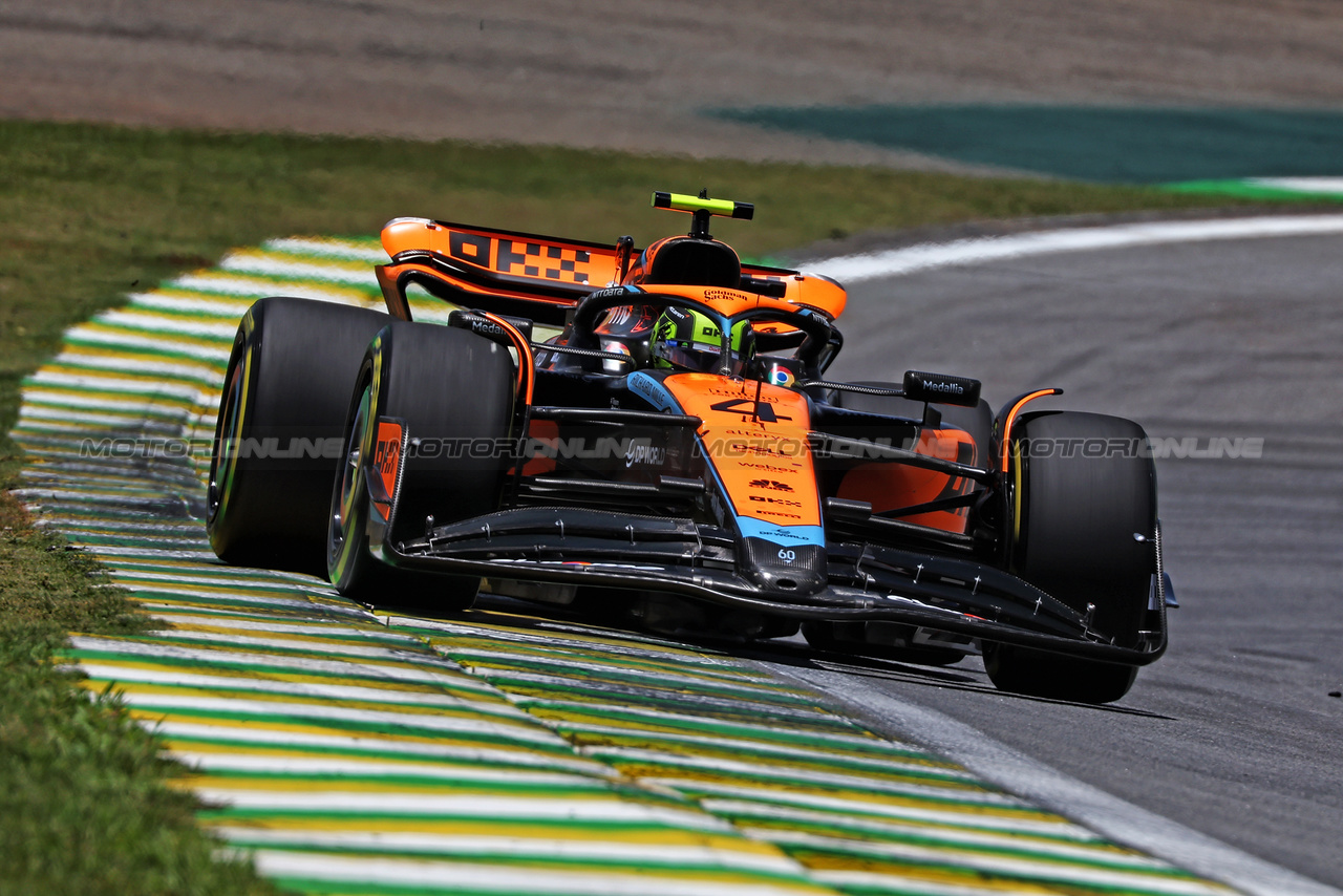 GP BRASILE, Lando Norris (GBR) McLaren MCL60.

04.11.2023. Formula 1 World Championship, Rd 21, Brazilian Grand Prix, Sao Paulo, Brazil, Sprint Day.

 - www.xpbimages.com, EMail: requests@xpbimages.com © Copyright: Coates / XPB Images