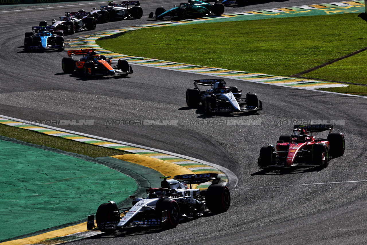 GP BRASILE, Yuki Tsunoda (JPN) AlphaTauri AT04.

04.11.2023. Formula 1 World Championship, Rd 21, Brazilian Grand Prix, Sao Paulo, Brazil, Sprint Day.

- www.xpbimages.com, EMail: requests@xpbimages.com © Copyright: Charniaux / XPB Images