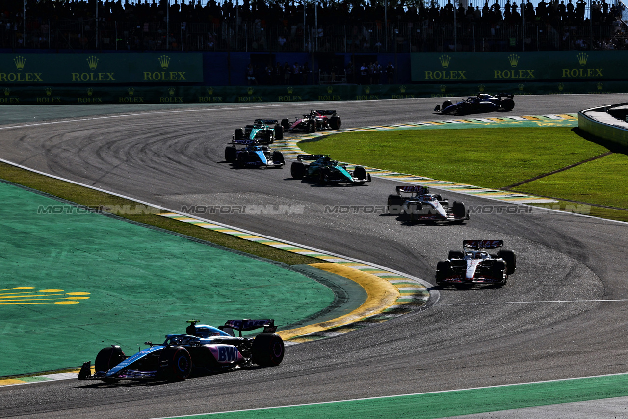 GP BRASILE, Pierre Gasly (FRA) Alpine F1 Team A523.

04.11.2023. Formula 1 World Championship, Rd 21, Brazilian Grand Prix, Sao Paulo, Brazil, Sprint Day.

- www.xpbimages.com, EMail: requests@xpbimages.com © Copyright: Charniaux / XPB Images