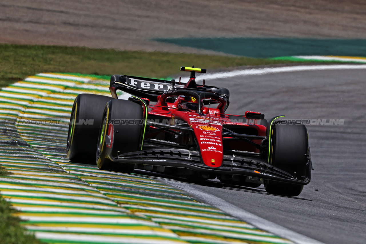 GP BRASILE, Carlos Sainz Jr (ESP) Ferrari SF-23.

04.11.2023. Formula 1 World Championship, Rd 21, Brazilian Grand Prix, Sao Paulo, Brazil, Sprint Day.

 - www.xpbimages.com, EMail: requests@xpbimages.com © Copyright: Coates / XPB Images