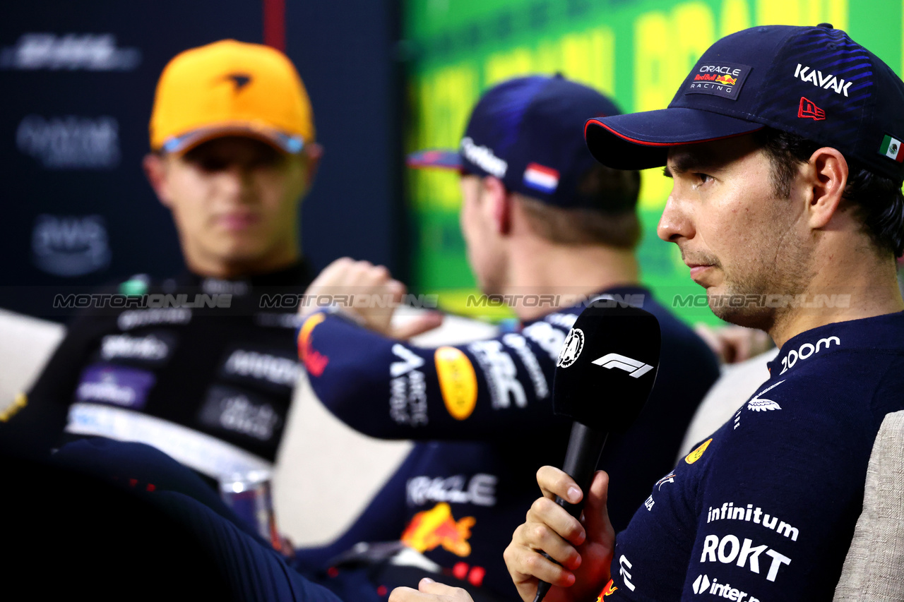 GP BRASILE, Sergio Perez (MEX) Red Bull Racing in the post Sprint FIA Press Conference.

04.11.2023. Formula 1 World Championship, Rd 21, Brazilian Grand Prix, Sao Paulo, Brazil, Sprint Day.

- www.xpbimages.com, EMail: requests@xpbimages.com © Copyright: Batchelor / XPB Images