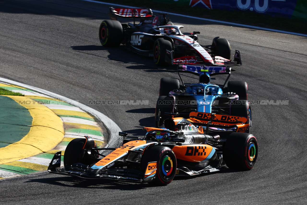 GP BRASILE, Oscar Piastri (AUS) McLaren MCL60.

04.11.2023. Formula 1 World Championship, Rd 21, Brazilian Grand Prix, Sao Paulo, Brazil, Sprint Day.

- www.xpbimages.com, EMail: requests@xpbimages.com © Copyright: Batchelor / XPB Images